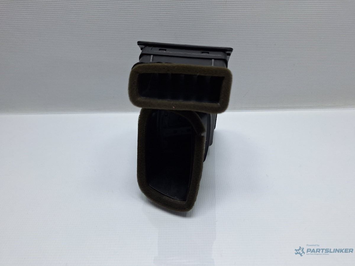 Grila aerisire stanga VOLKSWAGEN POLO 9N_ 2001 - 2012 16V AUA, BBY, BKY 6Q0819703