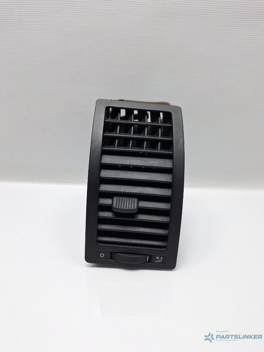 Grila aerisire dreapta VOLKSWAGEN POLO 9N_ 2001 - 2012 16V AUA, BBY, BKY 6Q0819704