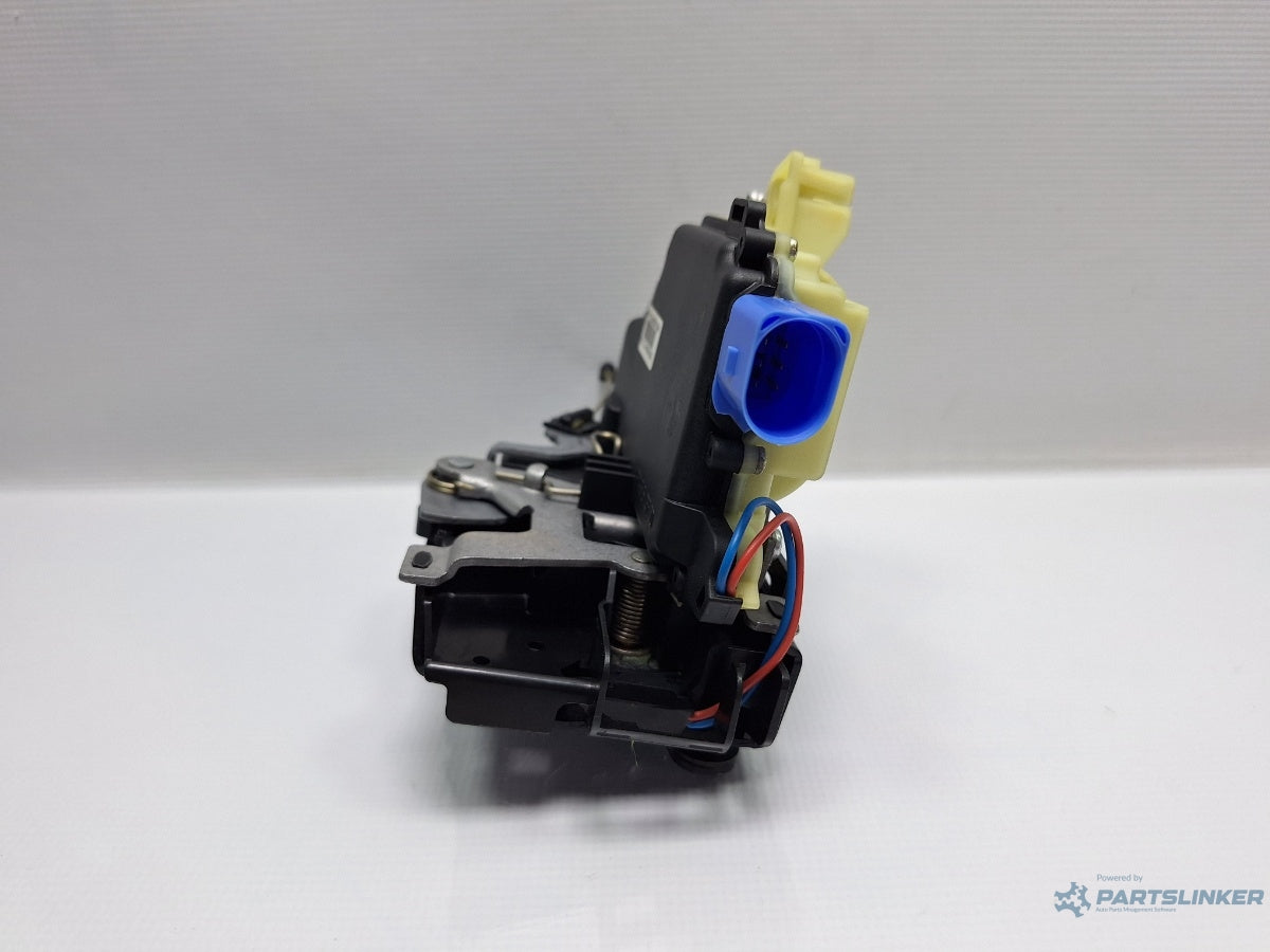 Broasca usa dreapta spate VOLKSWAGEN POLO 9N_ 2001 - 2012 16V AUA, BBY, BKY 3B4839016AN