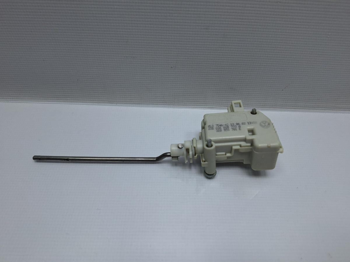 Actuator inchidere centralizata VOLKSWAGEN POLO 9N_ 2001 - 2012 16V AUA, BBY, BKY 6Q6810773A
