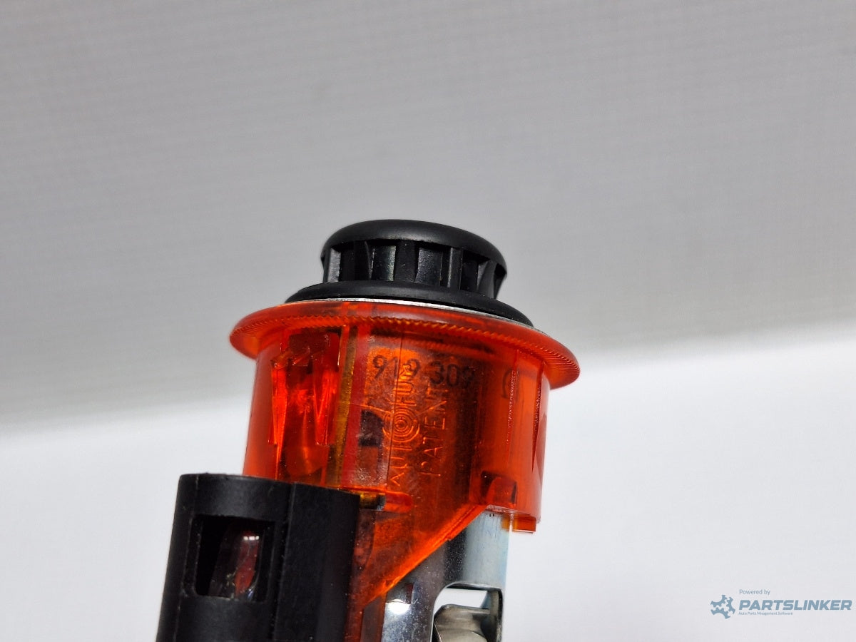 Priza 12V VOLKSWAGEN POLO 9N_ 2001 - 2012 16V AUA, BBY, BKY 1J0919309