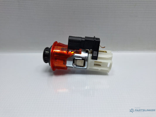 Priza 12V VOLKSWAGEN POLO 9N_ 2001 - 2012 16V AUA, BBY, BKY 1J0919309