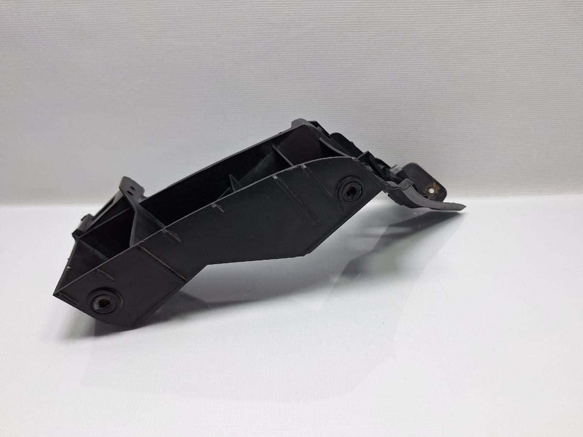 Suport de sustinere colt bara de protectie stanga spate VOLKSWAGEN POLO 9N_ 2001 - 2012 16V AUA, BBY, BKY 6Q6807375