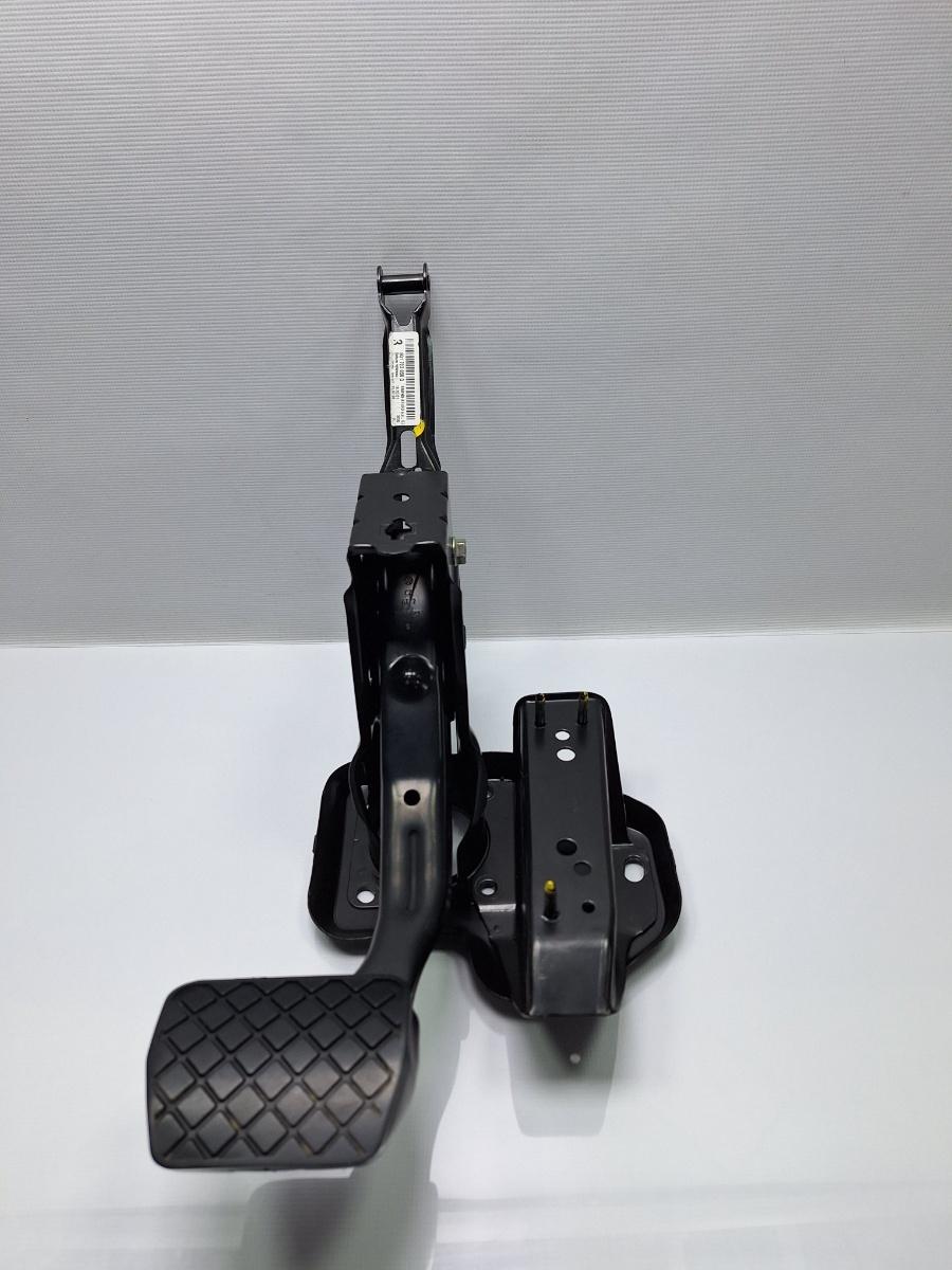 Pedala de frana VOLKSWAGEN POLO 9N_ 2001 - 20121.4 16V AUA, BBY, BKY 6Q1723058Q , 6Q1721115D