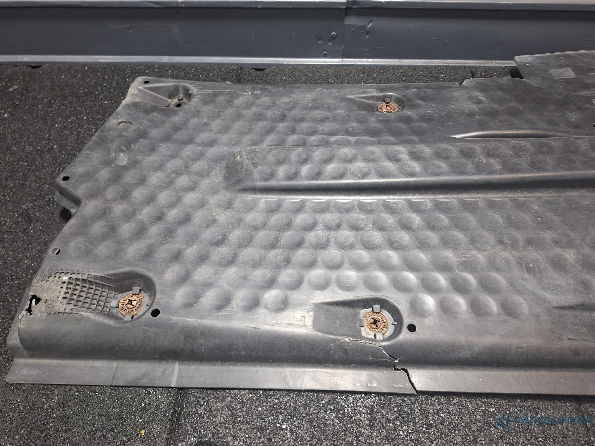 Scut podea stanga VOLKSWAGEN POLO 9N_ 2001 - 2012 16V AUA, BBY, BKY 6Q0825201D