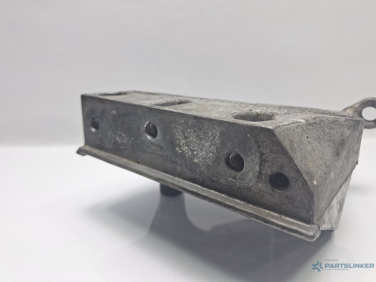 Suport tampon motor SKODA ROOMSTER 5J 2006 - 2015 TDI CAYC 03L199207A