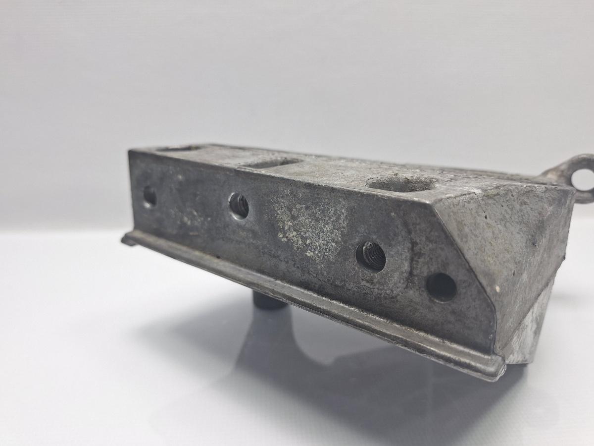 Suport tampon motor SKODA ROOMSTER 5J 2006 - 2015 TDI CAYC 03L199207A