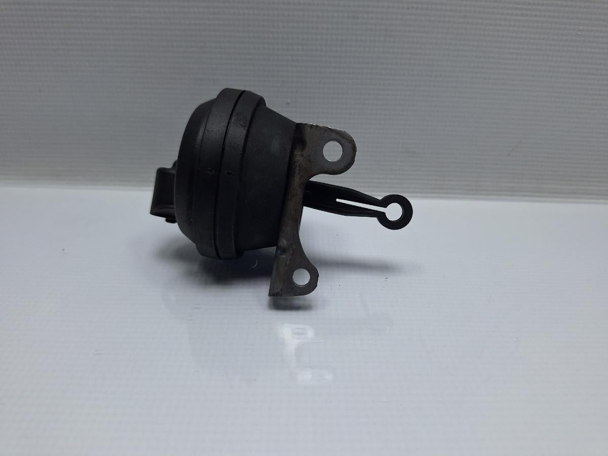 Actuator clapeta EGR SKODA ROOMSTER 5J 2006 - 2015 TDI CAYC 03L131512BH