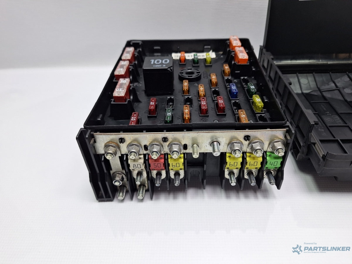 Panou sigurante motor VOLKSWAGEN PASSAT Variant 3C5 2005 - 2011 TDI 16V BKP, CBAB 3C0937125