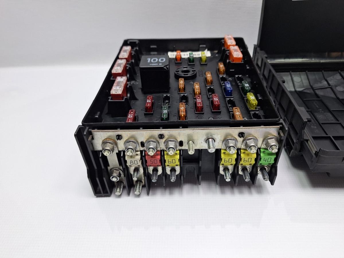 Panou sigurante motor VOLKSWAGEN PASSAT Variant 3C5 2005 - 2011 TDI 16V BKP, CBAB 3C0937125