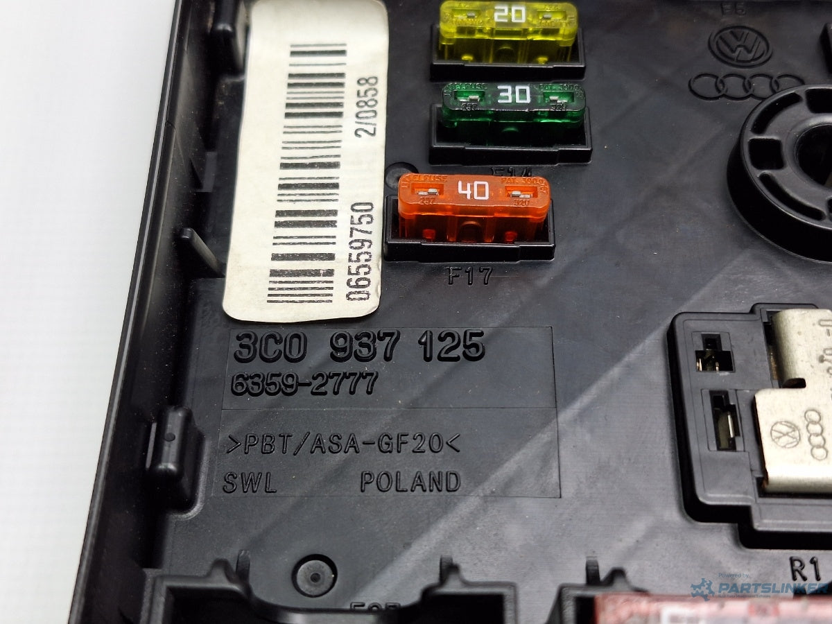 Panou sigurante motor VOLKSWAGEN PASSAT Variant 3C5 2005 - 2011 TDI 16V BKP, CBAB 3C0937125