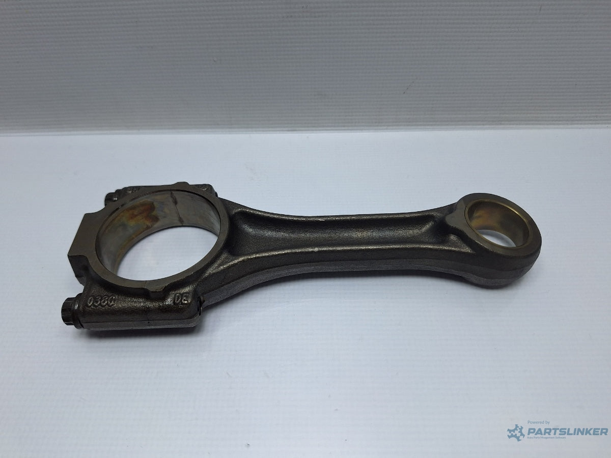 Biela motor VOLKSWAGEN CADDY III Estate 2KB, 2KJ, 2CB, 2CJ 2004 - 2015 TDI BJB, BLS 038105401G