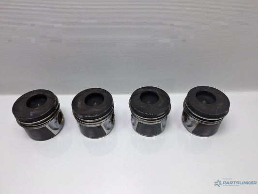 Set pistoane VOLKSWAGEN CADDY III Estate 2KB, 2KJ, 2CB, 2CJ 2004 - 2015 TDI BJB, BLS 038107065LG , 038107065LD