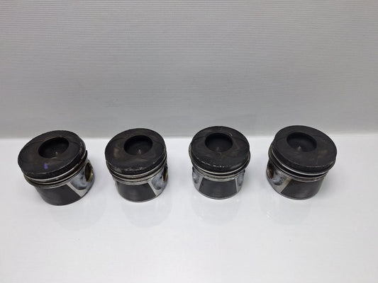 Set pistoane VOLKSWAGEN CADDY III Estate 2KB, 2KJ, 2CB, 2CJ 2004 - 2015 TDI BJB, BLS 038107065LG , 038107065LD