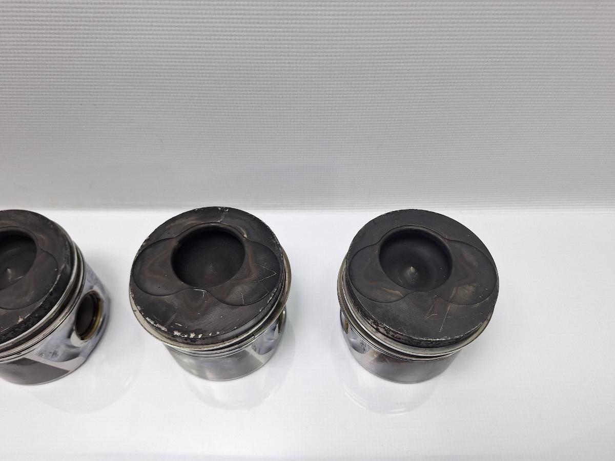 Set pistoane VOLKSWAGEN CADDY III Estate 2KB, 2KJ, 2CB, 2CJ 2004 - 2015 TDI BJB, BLS 038107065LG , 038107065LD