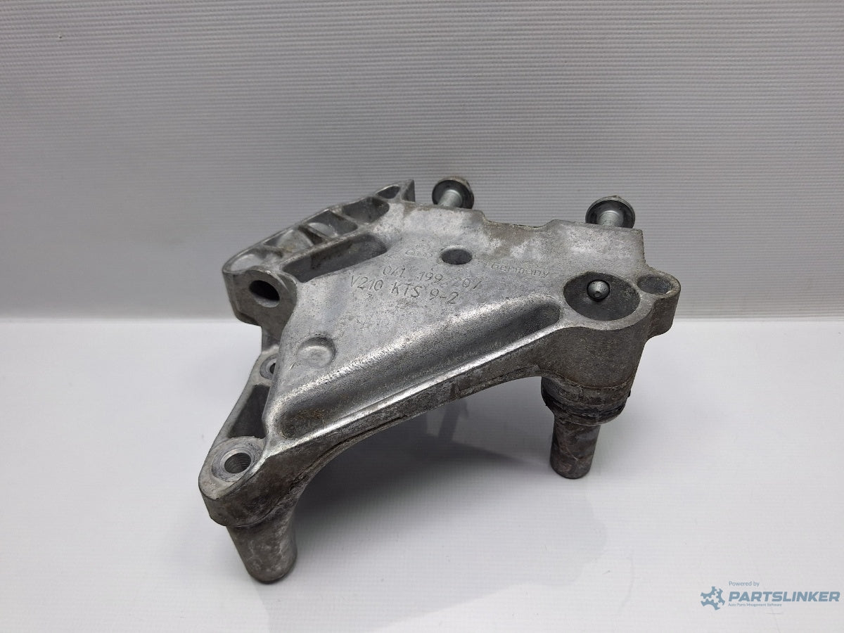 Suport tampon motor VOLKSWAGEN PASSAT Variant 3G5 2014 - > TDI CRLB, DBGA, DFGA 04L199207