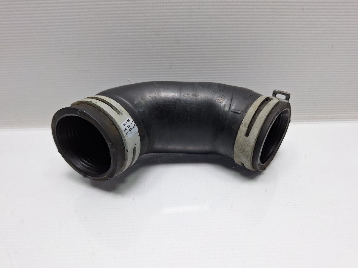 Furtun intercooler VOLKSWAGEN PASSAT Variant 3G5 2014 - >2.0 TDI CRLB, DBGA, DFGA 04L131521AF