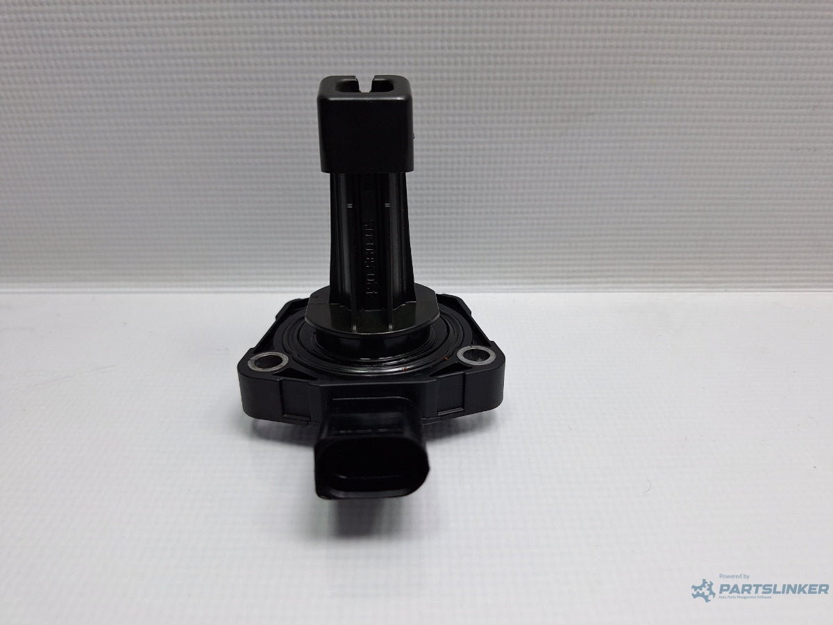 Senzor nivel ulei VOLKSWAGEN PASSAT Variant 3G5 2014 - > TDI CRLB, DBGA, DFGA HELLA 6RP009629-12 04L907660C