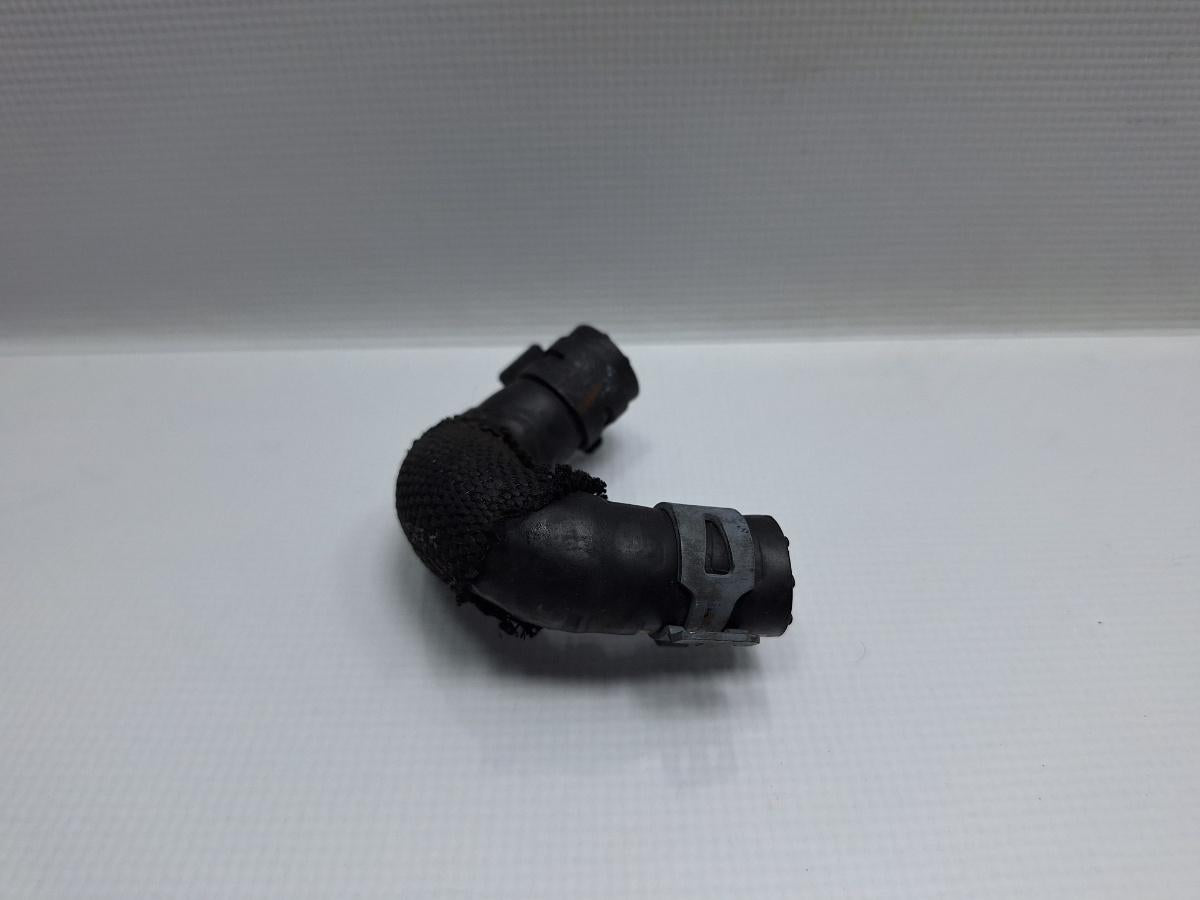 Furtun apa VOLKSWAGEN PASSAT Variant 3G5 2014 - >2.0 TDI CRLB, DBGA, DFGA 04L121058Q