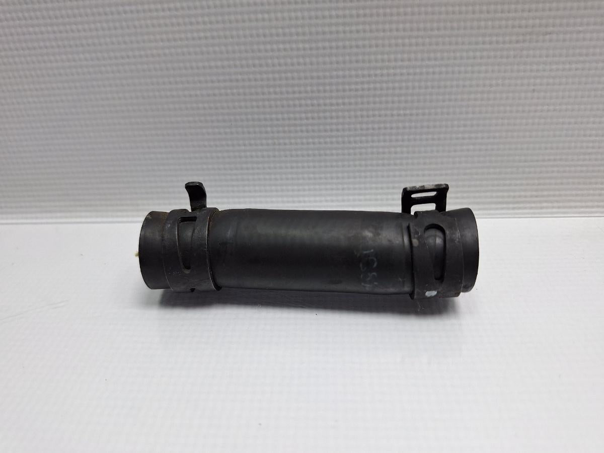 Furtun apa VOLKSWAGEN PASSAT Variant 3G5 2014 - >2.0 TDI CRLB, DBGA, DFGA 04L121101A