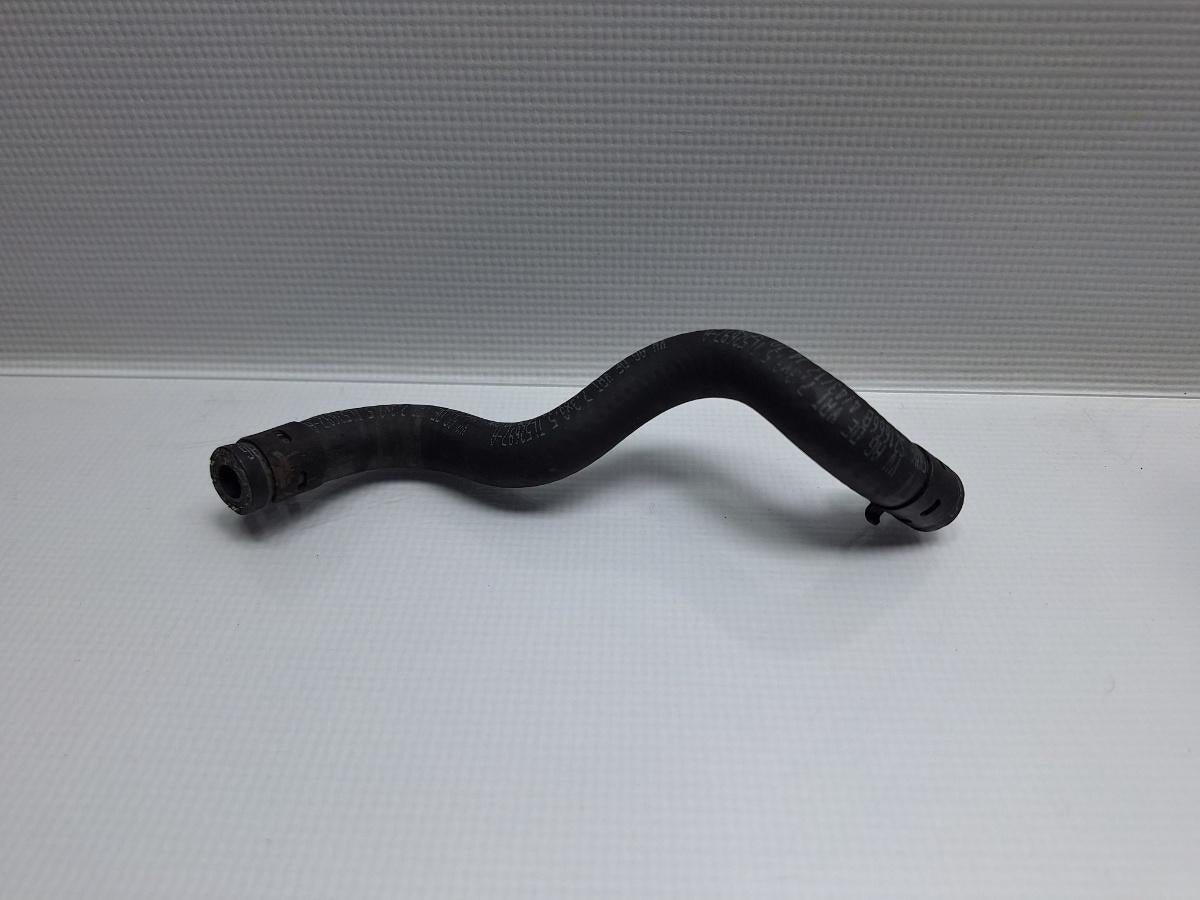 Furtun apa VOLKSWAGEN PASSAT Variant 3G5 2014 - >2.0 TDI CRLB, DBGA, DFGA 04L131850A
