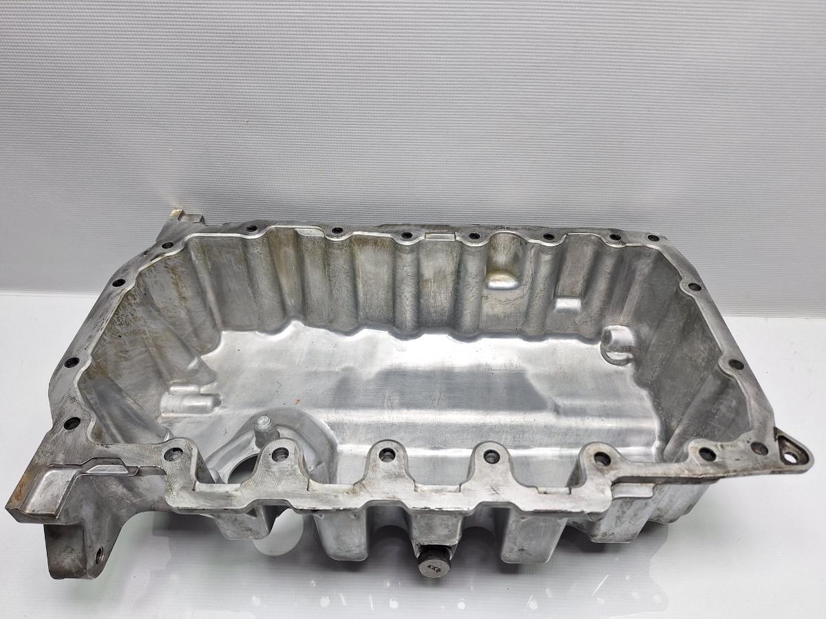 Baie de ulei VOLKSWAGEN PASSAT Variant 3G5 2014 - > TDI CRLB, DBGA, DFGA 04L103603C