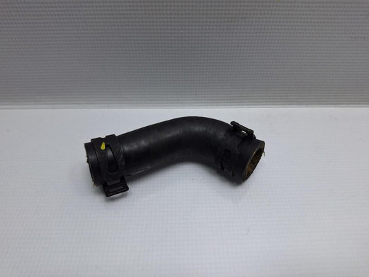 Furtun apa VOLKSWAGEN PASSAT Variant 3G5 2014 - >2.0 TDI CRLB, DBGA, DFGA 04L121051A