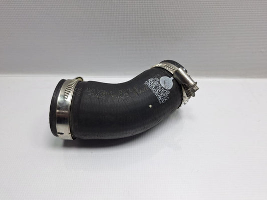 Furtun intercooler VOLKSWAGEN PASSAT Variant 3G5 2014 - >2.0 TDI CRLB, DBGA, DFGA 04L145762AD