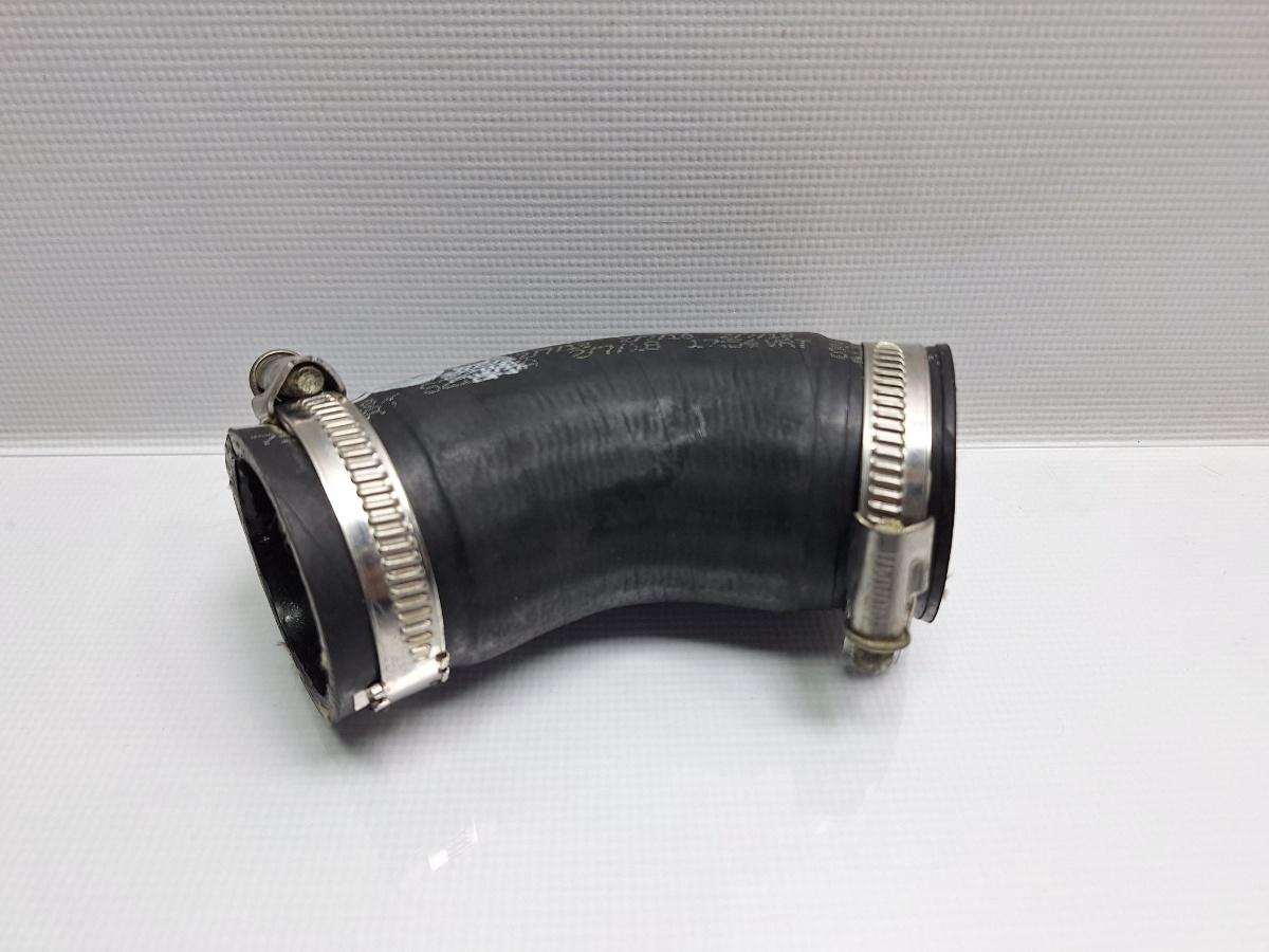 Furtun intercooler VOLKSWAGEN PASSAT Variant 3G5 2014 - >2.0 TDI CRLB, DBGA, DFGA 04L145762AD