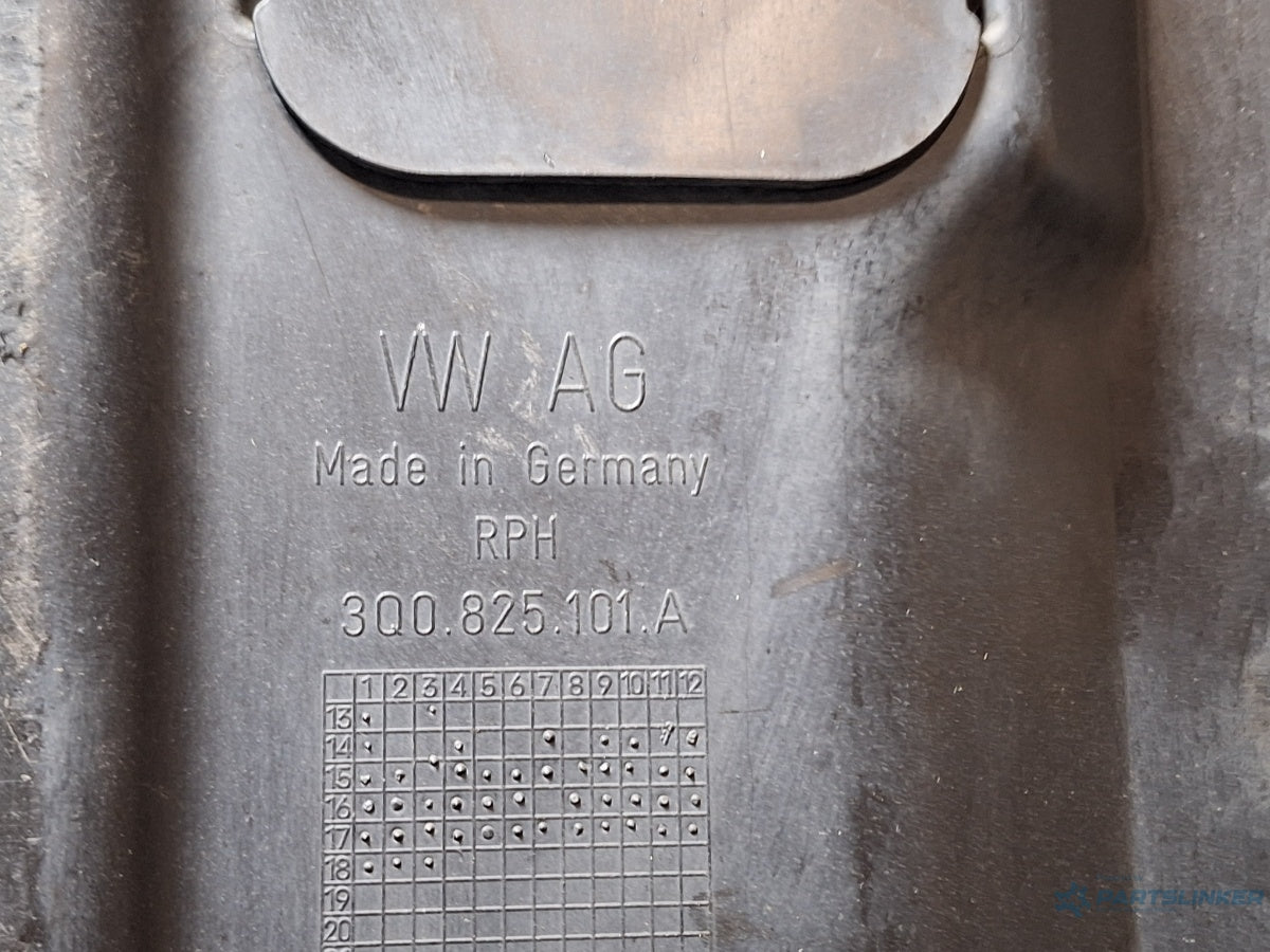 Scut podea stanga spate VOLKSWAGEN PASSAT Variant 3G5 2014 - > TDI CRLB, DBGA, DFGA 3Q0825101A