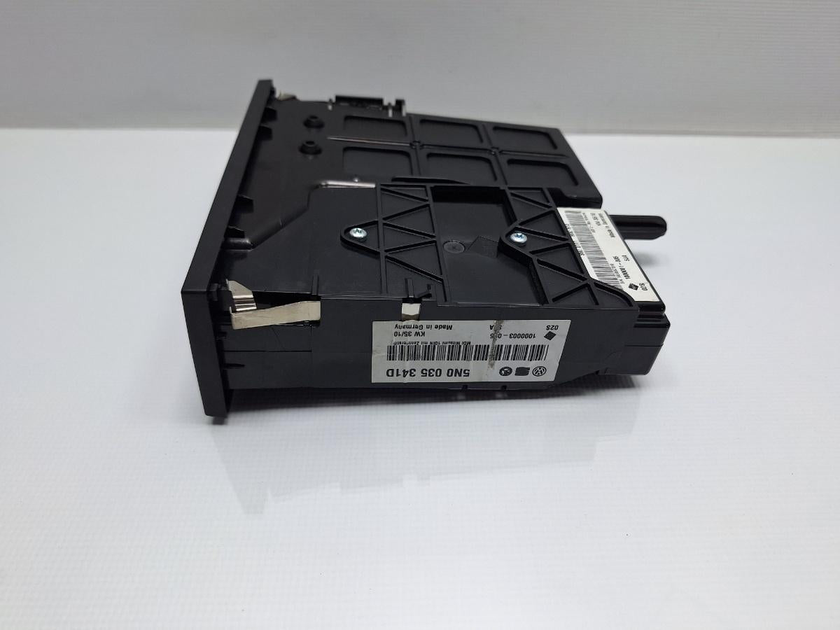 Interfata multimedia VOLKSWAGEN TOURAN 1T3 2010 - 2015 TDI CFHC 5N0035342C , 5N0035341D