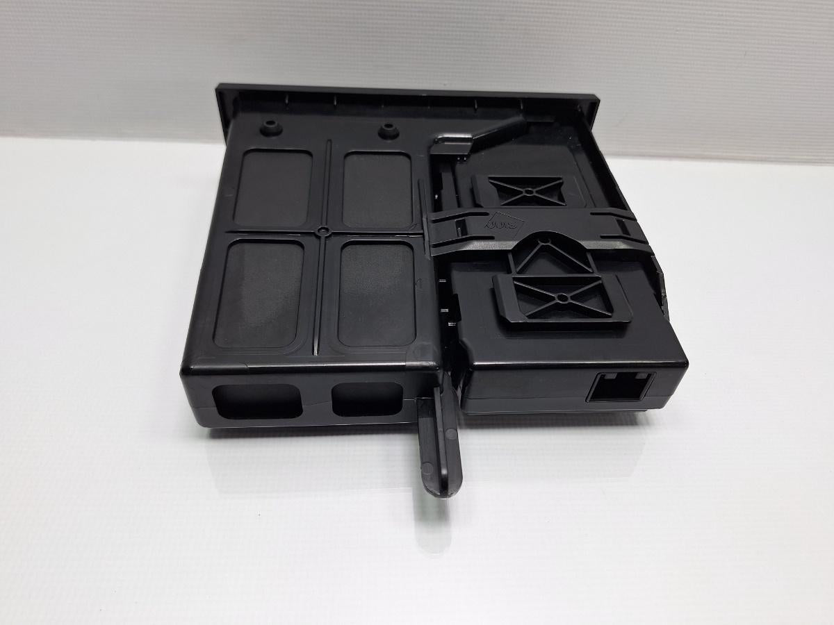 Interfata multimedia VOLKSWAGEN TOURAN 1T3 2010 - 2015 TDI CFHC 5N0035342C , 5N0035341D