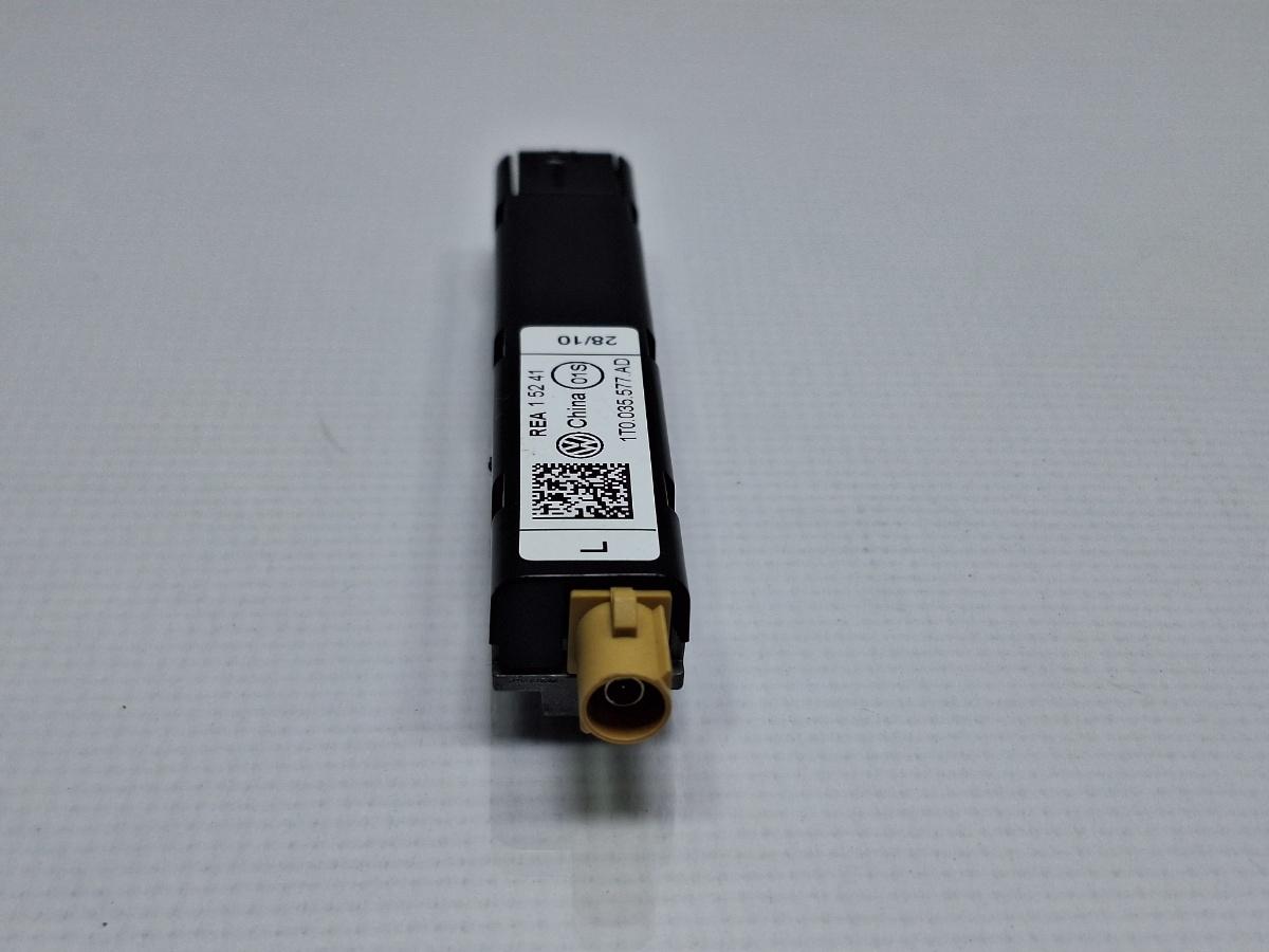 Amplificator antena stanga VOLKSWAGEN TOURAN 1T3 2010 - 2015 TDI CFHC 1T0035577AD