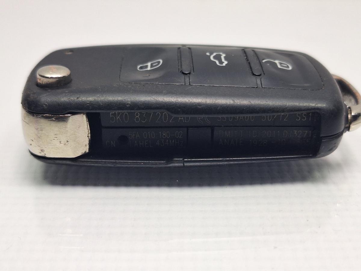 Cheie de contact VOLKSWAGEN TOURAN 1T3 2010 - 2015 TDI CFHC 5K0837202AD
