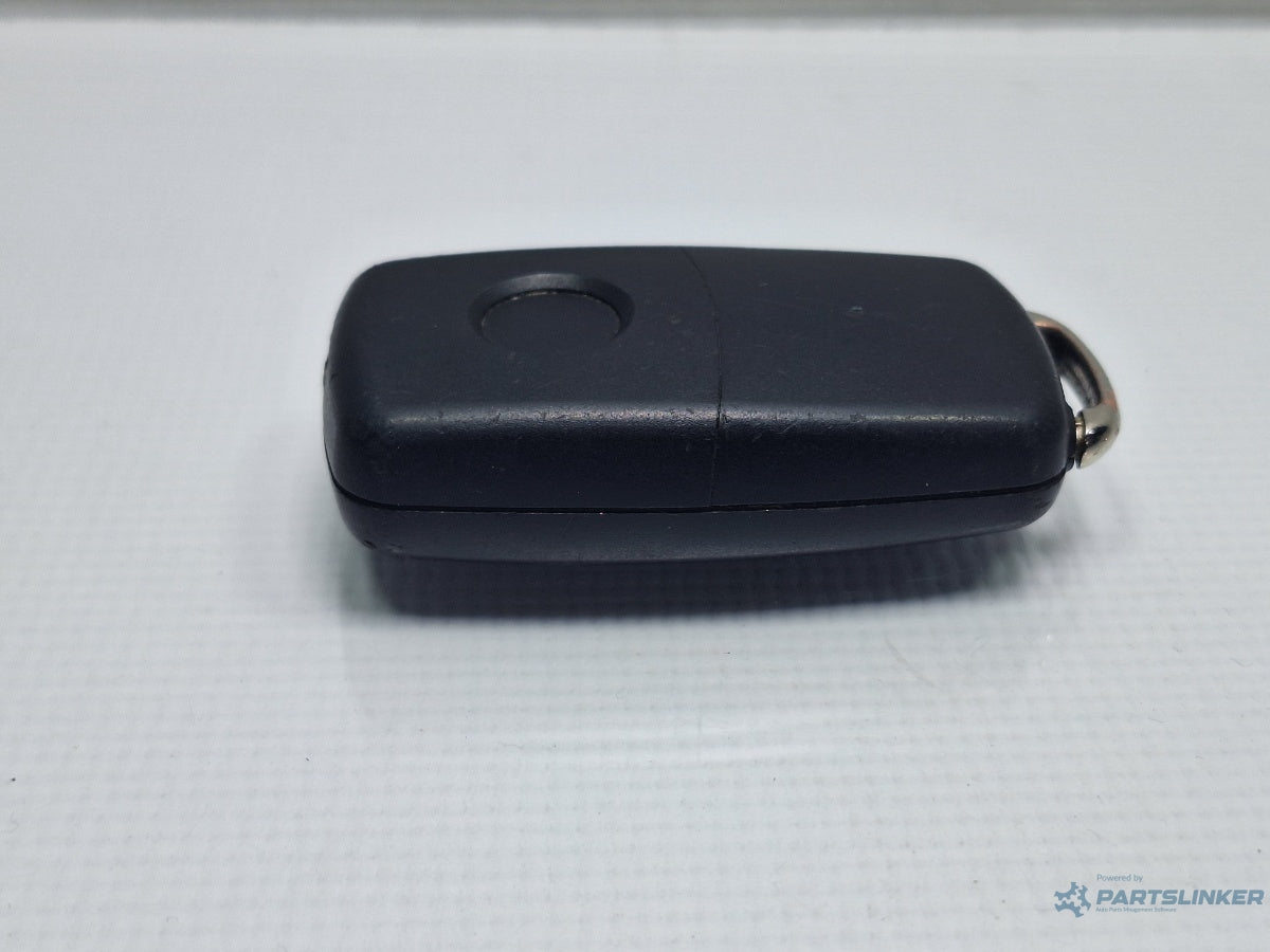 Telecomanda cheie VOLKSWAGEN TOURAN 1T3 2010 - 2015 TDI CFHC 5K0837202AD
