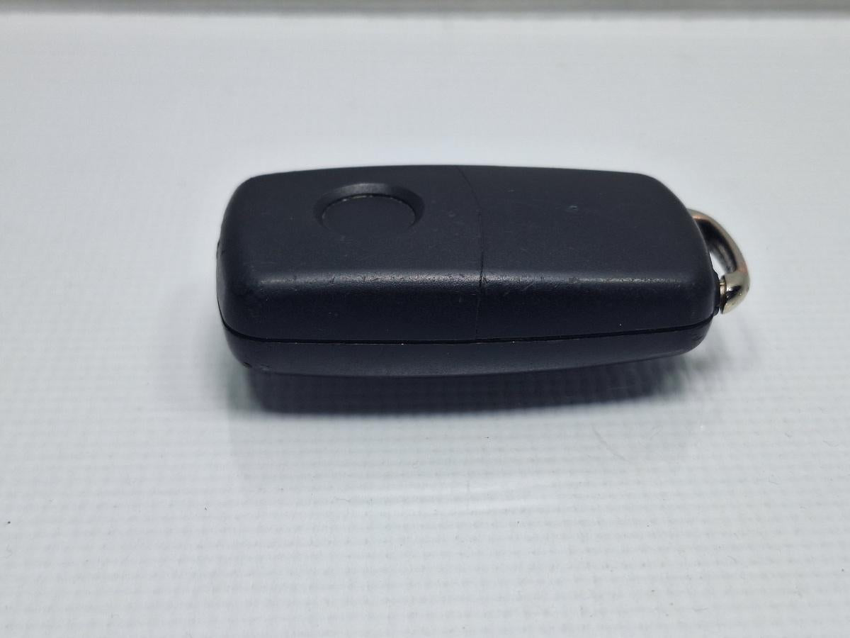 Cheie de contact VOLKSWAGEN TOURAN 1T3 2010 - 2015 TDI CFHC 5K0837202AD