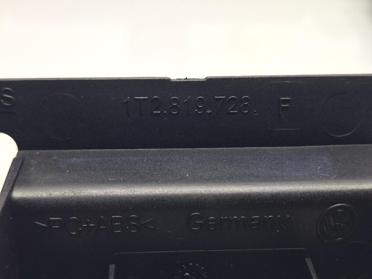 Ornament plansa board VOLKSWAGEN TOURAN 1T3 2010 - 2015 TDI CFHC 1T2819728
