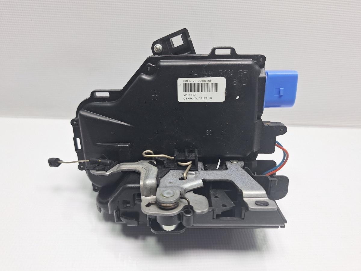 Broasca usa dreapta spate VOLKSWAGEN TOURAN 1T3 2010 - 2015 TDI CFHC 7L0839016H