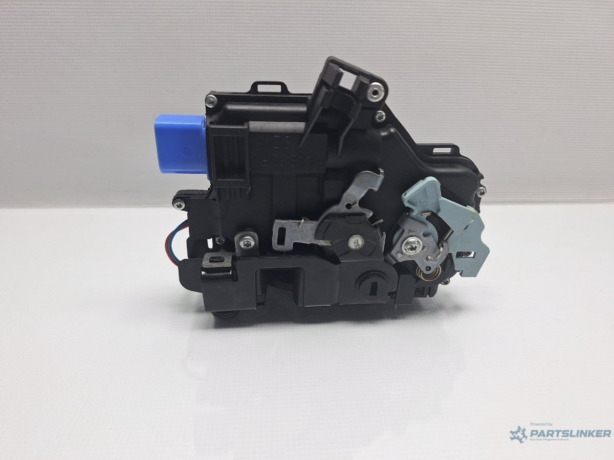 Broasca ușă dreapta spate VOLKSWAGEN TOURAN 1T3 2010 - 2015 TDI CFHC 7L0839016H