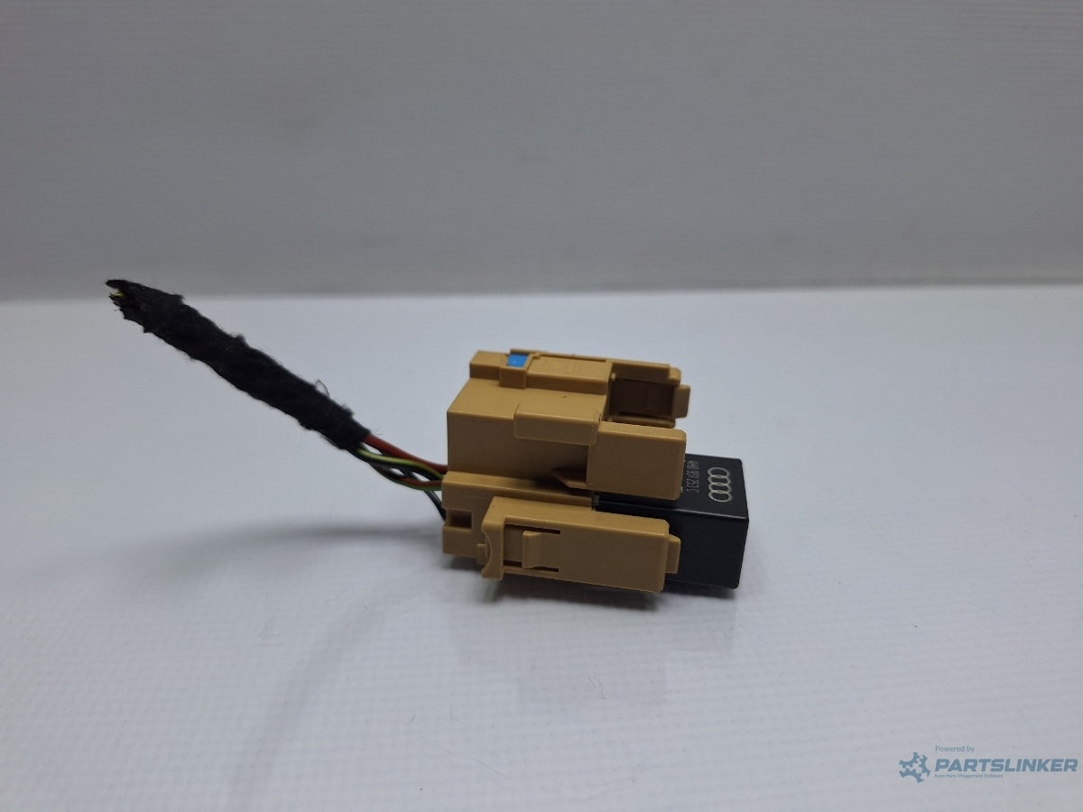 Releu 646 VOLKSWAGEN TOURAN 1T3 2010 - 2015 TDI CFHC 4H0937529, 4H0951253C