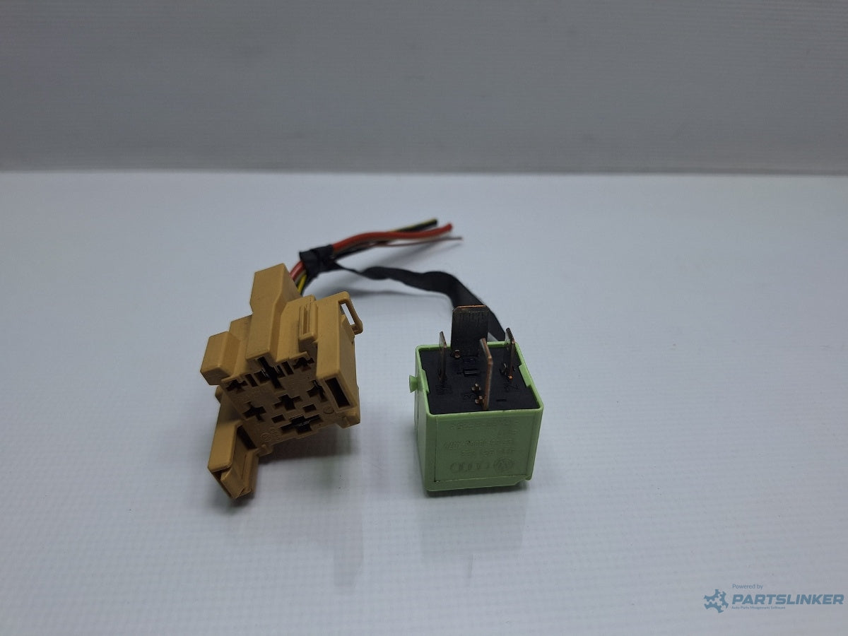 Releu 644 VOLKSWAGEN TOURAN 1T3 2010 - 2015 TDI CFHC 4H0951253 , 4H0937528