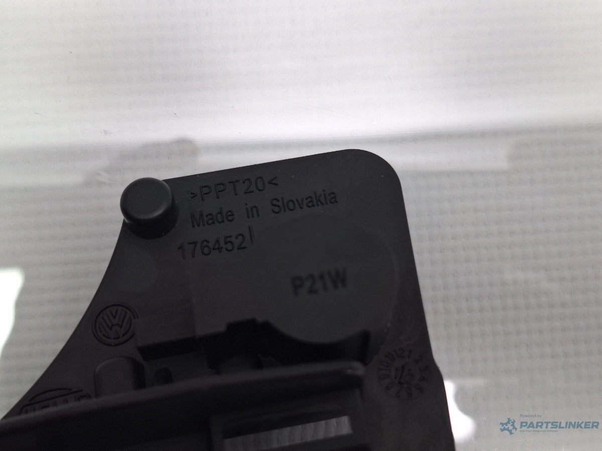 Srop Soclu haion stanga VOLKSWAGEN TOURAN 1T3 2010 - 2015 TDI CFHC HELLA 176452  1T0945263