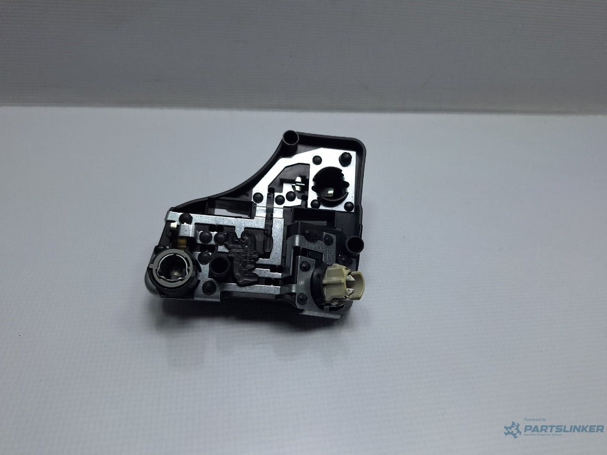 Stop soclu haion dreapta VOLKSWAGEN TOURAN 1T3 2010 - 2015 TDI CFHC HELLA 176452  1T0945264