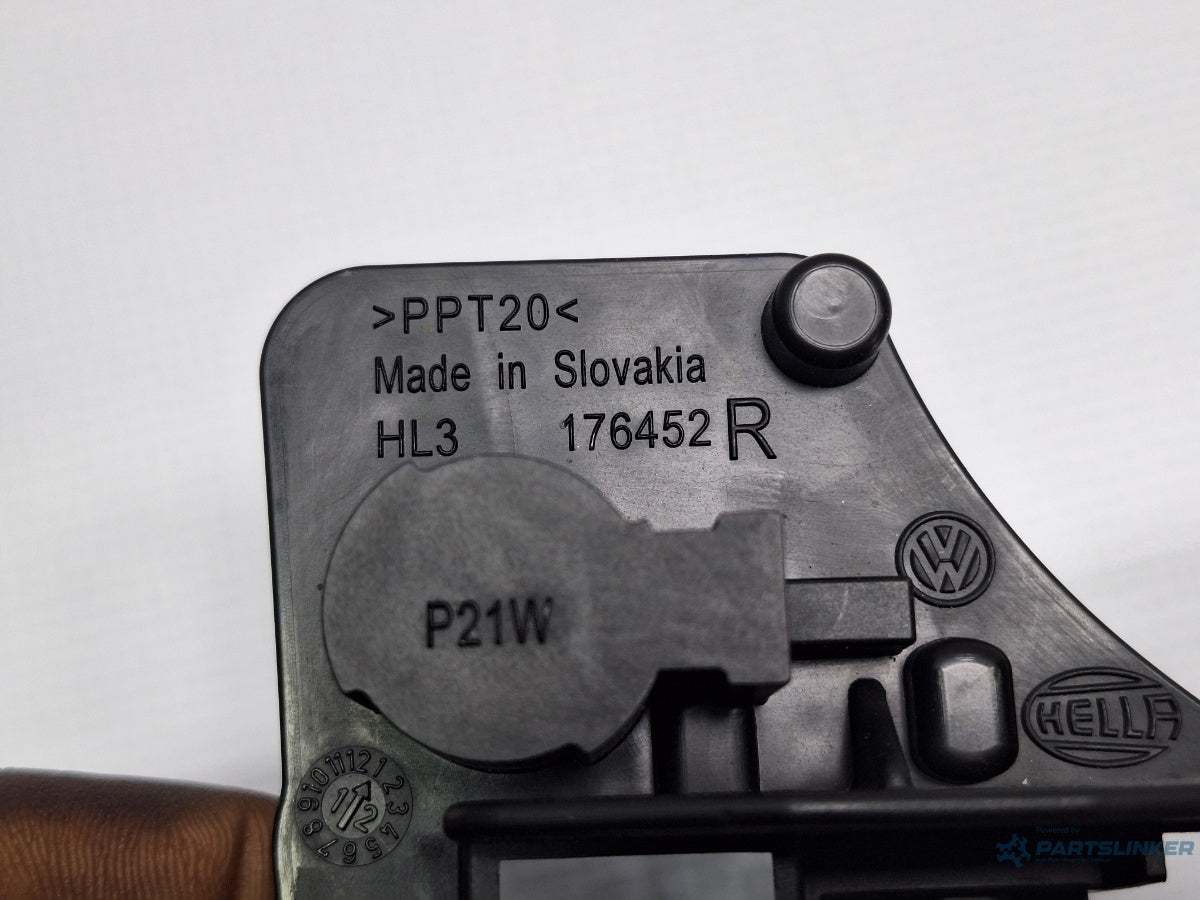 Stop soclu haion dreapta VOLKSWAGEN TOURAN 1T3 2010 - 2015 TDI CFHC HELLA 176452  1T0945264