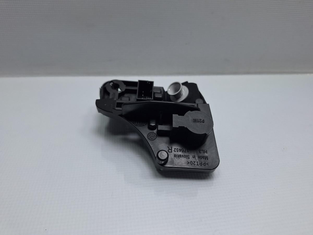 Stopuri hayon dreapta VOLKSWAGEN TOURAN 1T3 2010 - 2015 TDI CFHC HELLA 176452 1T0945264