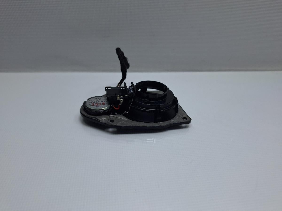 Cadru difuzor bord centrala dreapta VOLKSWAGEN TOURAN 1T3 2010 - 2015 TDI CFHC 1T0035411S