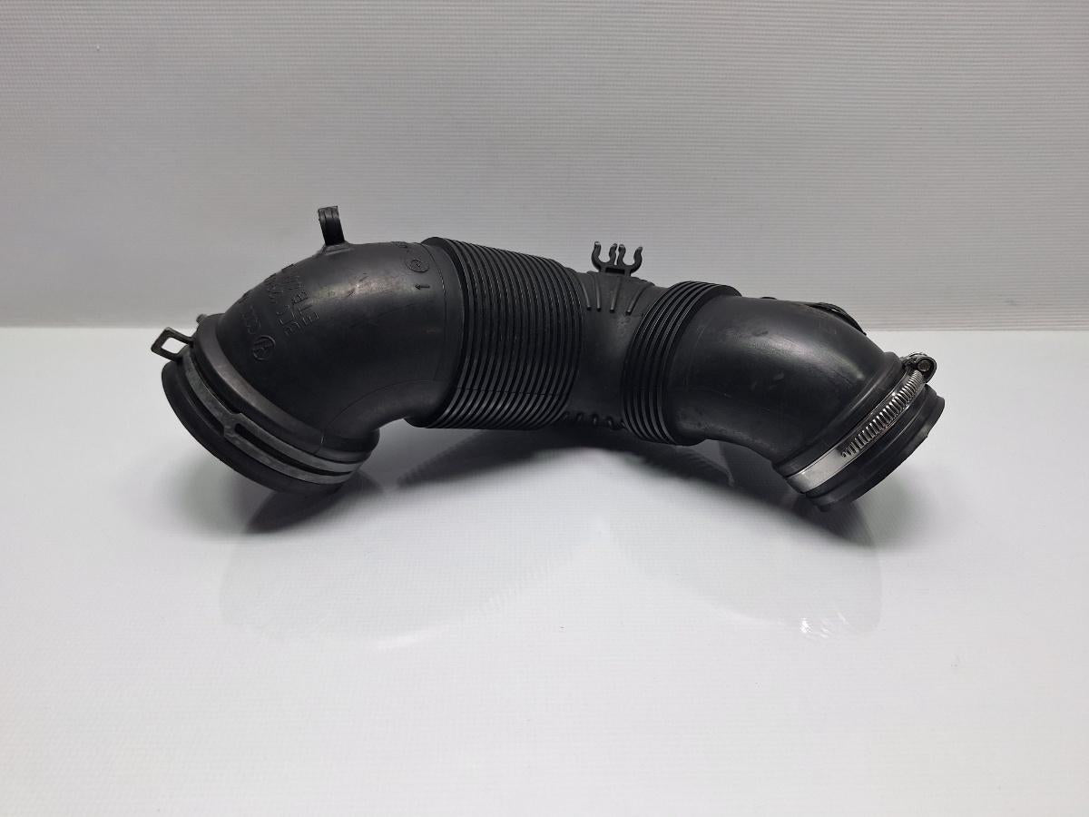 Conducta admisie aer VOLKSWAGEN TOURAN 1T3 2010 - 2015 TDI CFHC 3C0129654P