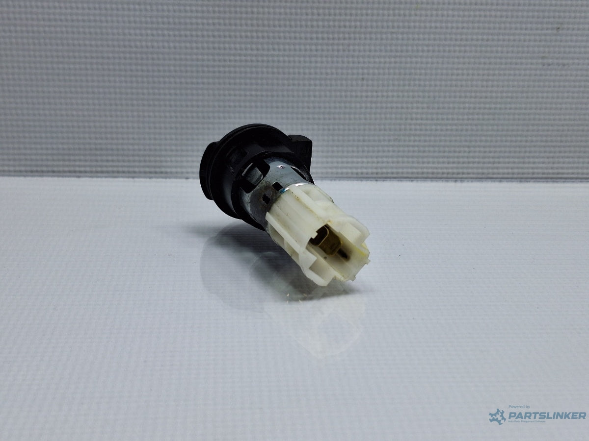 Priza portbagaj VOLKSWAGEN TOURAN 1T3 2010 - 2015 TDI CFHC 1K0919309