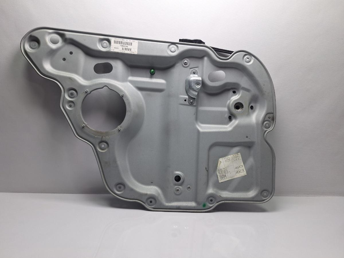 Macara Geam stanga spate VOLKSWAGEN TOURAN 1T3 2010 - 20152.0 TDI CFHC 1T0839729Q