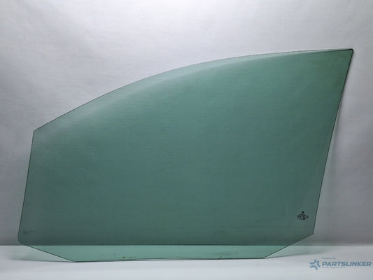 Geam dreapta fata VOLKSWAGEN TOURAN 1T3 2010 - 2015 TDI CFHC PILKINTON 43R-001582  1T0845202D